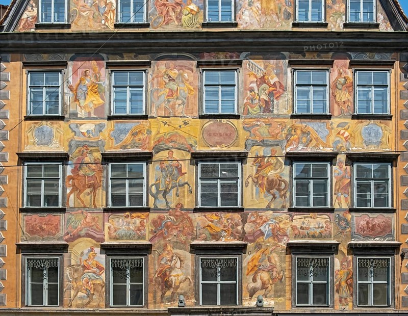 Facade detail, Herzogshof - Gemaltes Haus, Herrengasse, Graz, Austria, Europe