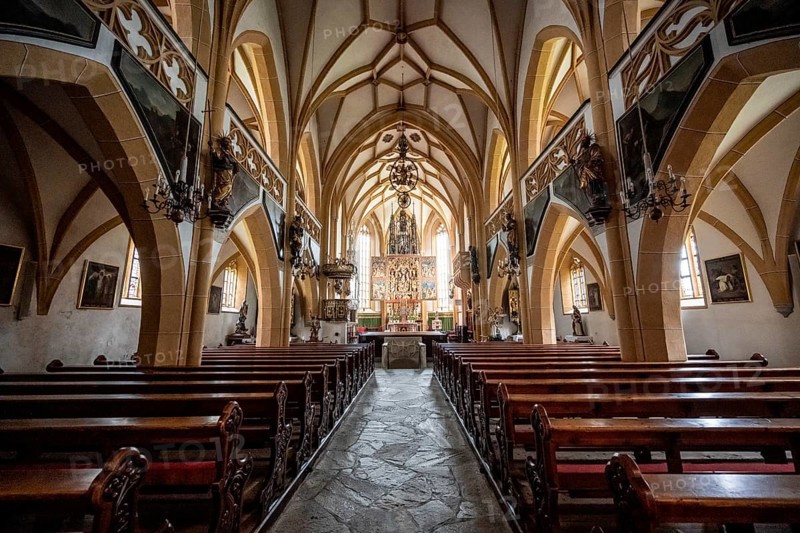 Interior view of the Heiligenblut parish church of St Vincent, Hof, Heiligenblut am Großglockner, Carinthia, Austria, Europe