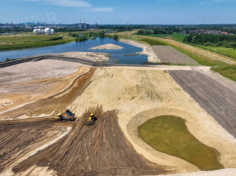 Haltern-Marl, North Rhine-Westphalia, Germany - Lippe, flood protection in the Haltern-Lippramsdorf-Marl area (HaLiMa) . Flood protection on the River Lippe by relocating the dyke and thus extending the floodplain. Marl Chemical Park at the back