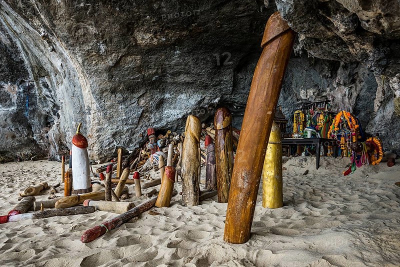 Princess Cave, Phra Nang Cave Shrine, Ao Phra Nang Beach, Railay Beach, Ao Nang, Krabi, Thailand, Asia