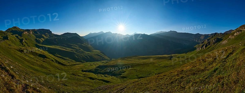 Sunrise in the Mountains at Hochalpenstraße, view from Fuscher Lacke, Pinzgau, Salzburg, Austria, Europe