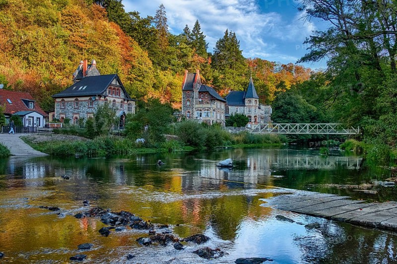 Treseburg with Bode in autumn