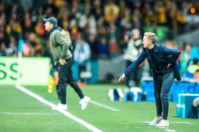 MELBOURNE, AUSTRALIA, JULY 31: Bev PRIESTMAN, head coach of Canada shouts commands as Australia plays Canada at the FIFA Women's World Cup Australia New Zealand 2023 at Melbourne Rectangular Stadium on July 31, 2023