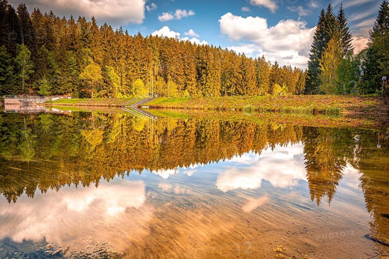 Small reservoir between Schönheide and Carolagrün in the western Ore Mountains, Schönheide, Saxony, Germany, Europe