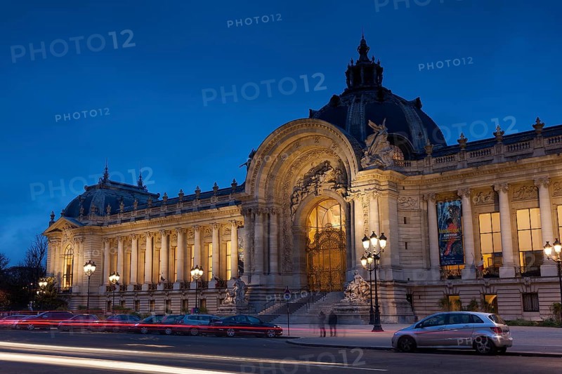The facade of the Petit Palais, Museum of Fine Arts, Avenue Winston Churchill, Paris, Ile de France, France, Europe
