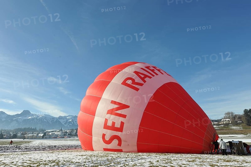 Hot air balloon