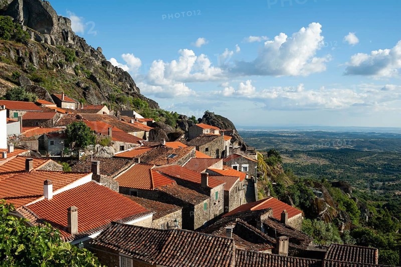 12.06.2018, Monsanto, Portugal, Europe, A view from above of the Portuguese mountain village of Monsanto, Europe