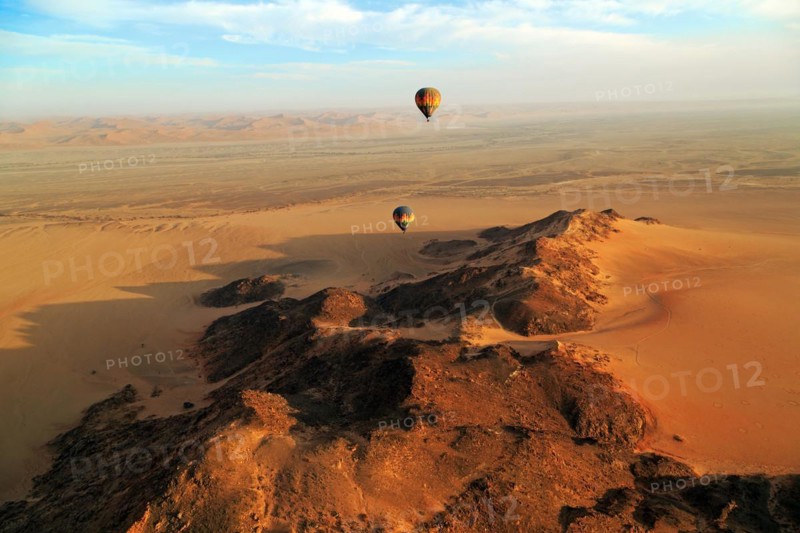 Hot air balloon ride over the Namib in the Namib-Naukluft National Park in Namibia