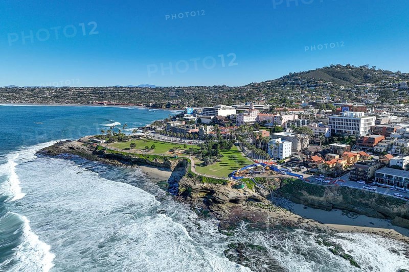 Aerial view of La Jolla cliffs and coastline, San Diego, California, USA, North America