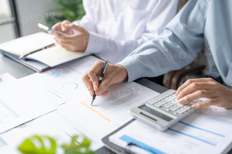 Business People Meeting Design Ideas professional investor working new start up project. Concept. business planning in office
