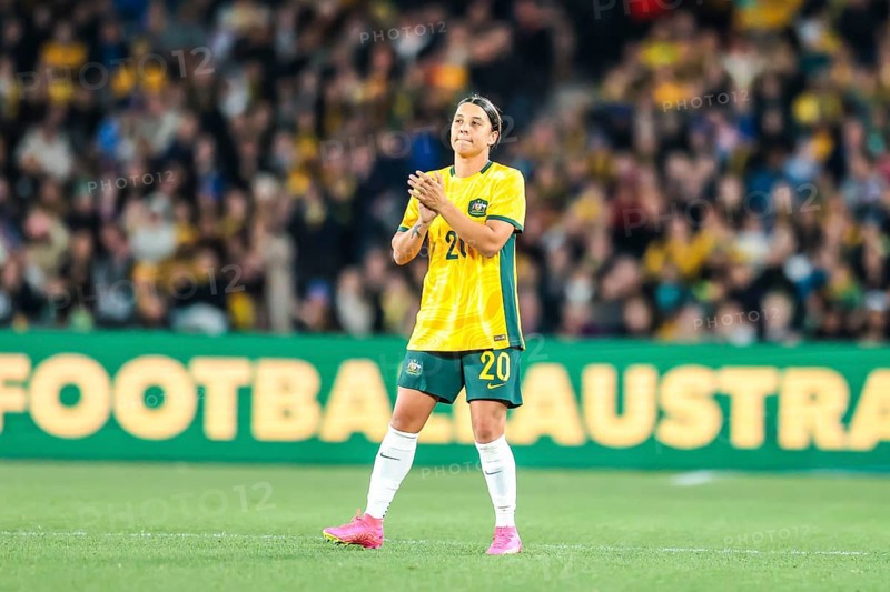 MELBOURNE, AUSTRALIA, JULY 14 : Sam Kerr of Australia thanks the crowd after being substituted as Australia plays France in the World Cup 2023 Send Off friendly match on 14th July 2023