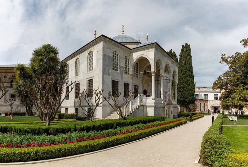 A picture of the Library of the Ahmed III, part of the Topkapi Palace complex