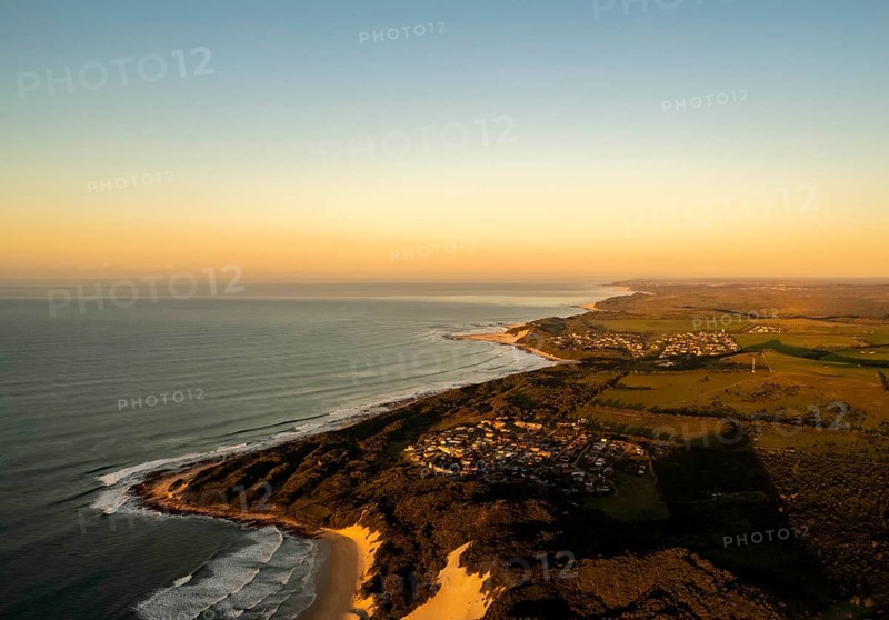 Indian Ocean, sea, waves, beach, bushes, meadows, coast, Christmas Rock, East London Coast Nature Reserve, Eastern Cape, South Africa, Africa