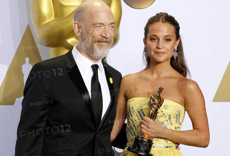 Alicia Vikander and J.K. Simmons at the 88th Annual Academy Awards, Press Room held at the Loews Hollywood Hotel in Hollywood, USA on February 28, 2016., Hollywood, California, USA, North America