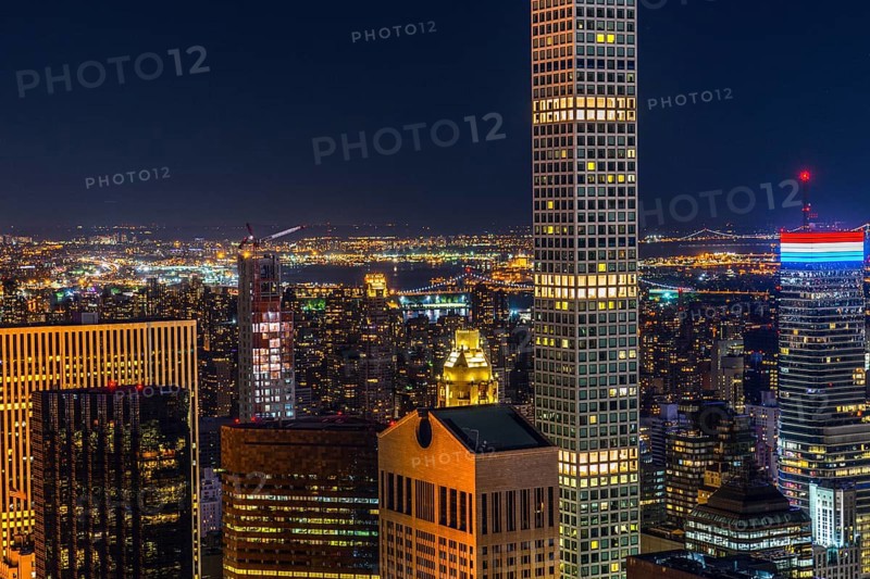 432 Park Avenue and Manhattan night view. Shooting Location: New York, Manhattan