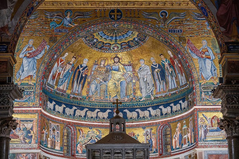 Apse, mosaic with the Coronation of the Virgin, 12th century, work of Pietro Cavallini, The Basilica of Santa Maria in Trastevere, Founded in the 3rd century by Pope Callistus I, Rome, Lazio, Italy, Europe