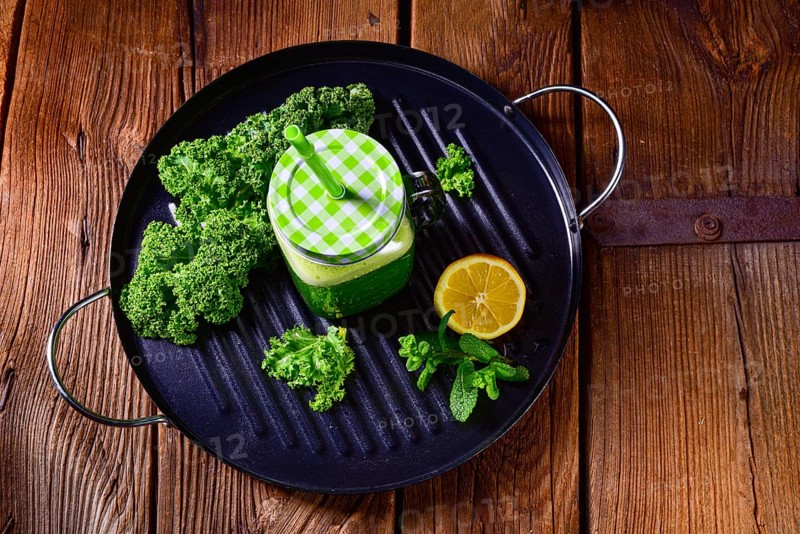 Tasting Spring no fruit Kale Smooth