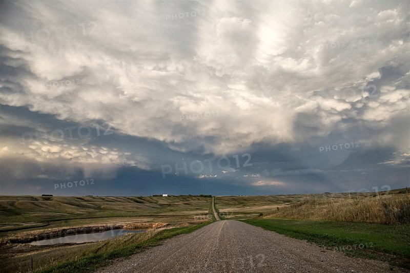 Prairie Storm Clouds Canada Saskatchewan Summer Warnings