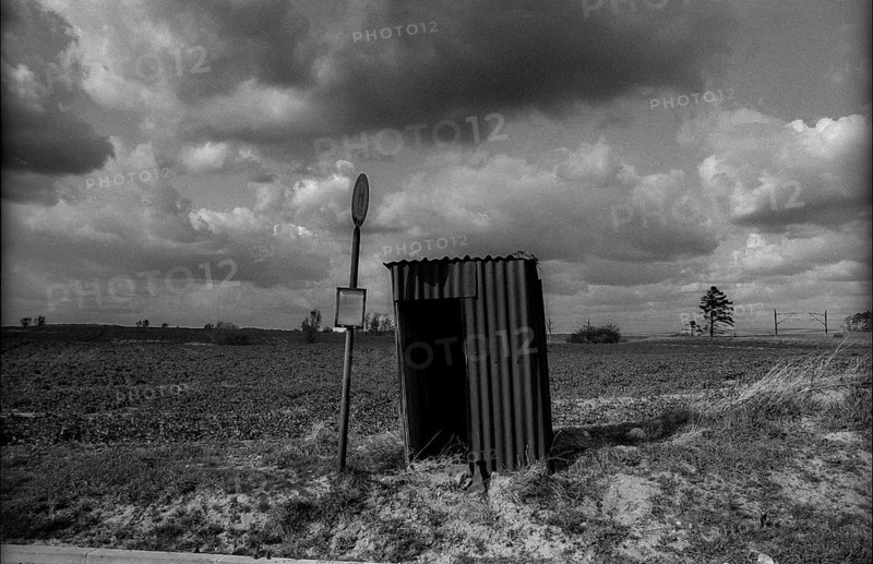 Germany, Steinhöfel, 20.04.1992, lonely bus shelter near Steinhöfel, Europe