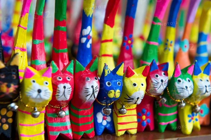 Colorful cats as Turkish souvenirs