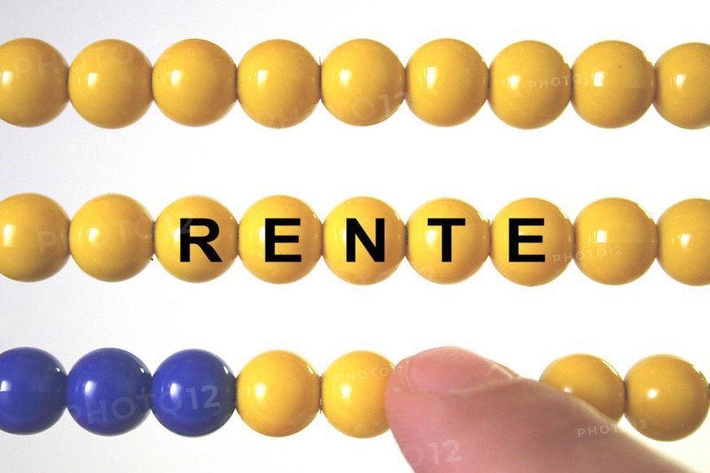 Abacus with the lettering: Pension, Studio