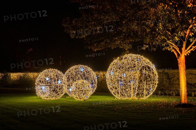 Adventure winery to shine in special splendour from next week Radebeul, 1 November 2024 From 8 November, Schloss Wackerbarth will once again illuminate its baroque grounds and the Wackerbarthberg in festive light. Every day from 3 pm, around 5, 500 points of light and numerous Herrnhut stars will transform the entire ensemble of Europe's first adventure winery into a wonderful world of light, music and enjoyment. As darkness falls, the baroque buildings and historic vineyard walls as well as vines, hedges and trees glow in warm colours. Fairytale lanterns, light sculptures and selected illuminations invite you to take a tour of the romantically sparkling vineyard, Wine & Light at Schloss Wackerbarth, Radebeul, Saxony, Germany, Europe
