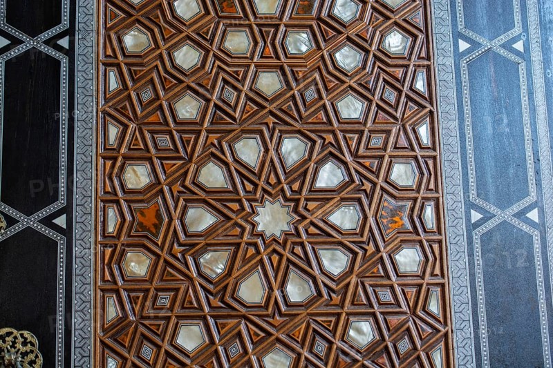 Mother of Pearl inlays art example
