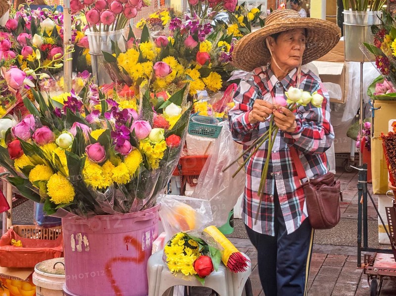 Florist lady in Little India, Singapore, Asia