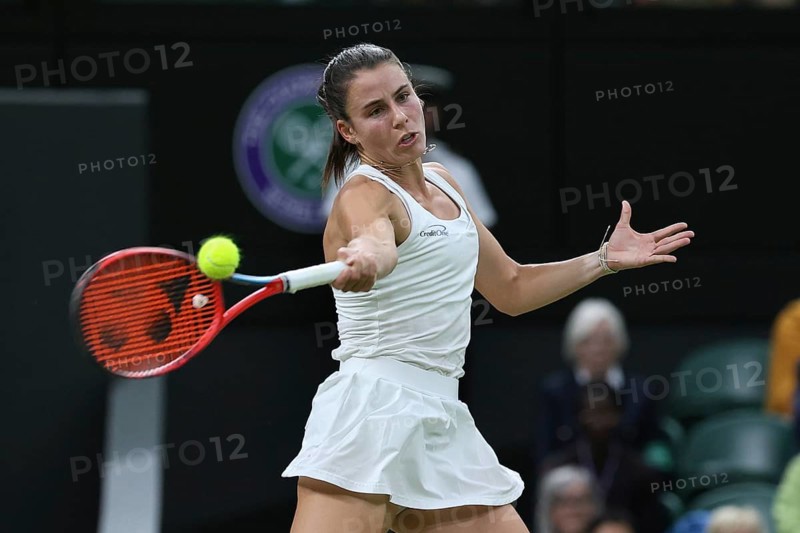 US tennis player Emma Navarro in action at the 2024 Wimbledon Championships, London, England, United Kingdom, Europe