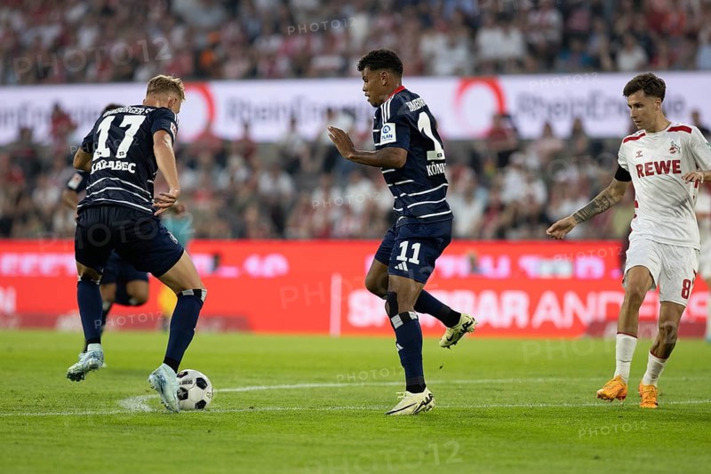 Adam Karabec (Hamburger SV, Midfield, #17), Ransford Königsdorfer (Hamburger SV, Forward, #11), 2nd Bundesliga, 1. FC Köln, Hamburger SV on 02/08/2024 at the RheinEnergieStadion in Cologne Germany . (DFL/DFB REGULATIONS PROHIBIT ANY USE OF PHOTOGRAPHS AS IMAGE SEQUENCES AND/OR QUASI-VIDEO)