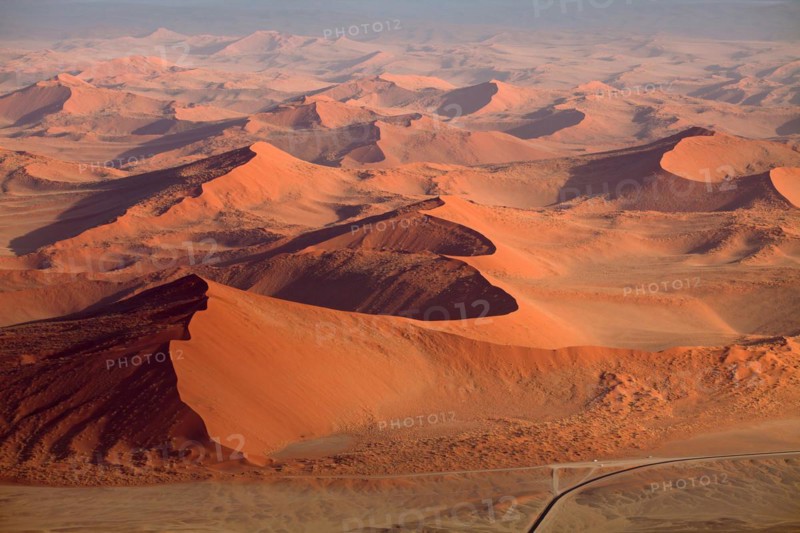 Hot air balloon ride over the Namib in the Namib-Naukluft National Park in Namibia