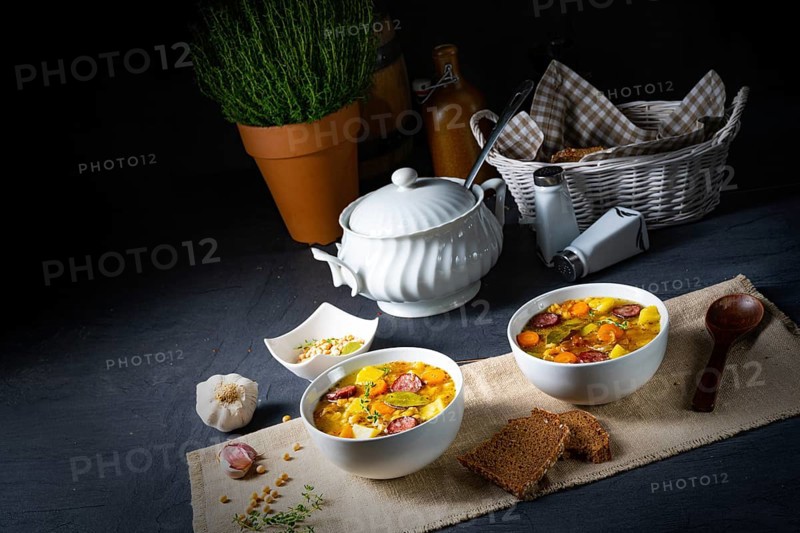 Savoury pea soup according to grandma's recipe