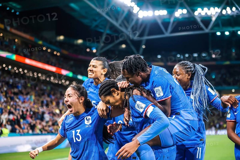 BRISBANE, AUSTRALIA, JULY 29: Wendie Renard of France scores the winning goal and celebrates with her team at the FIFA Women's World Cup Australia New Zealand 2023 at Brisbane Stadium on July 29, 2023