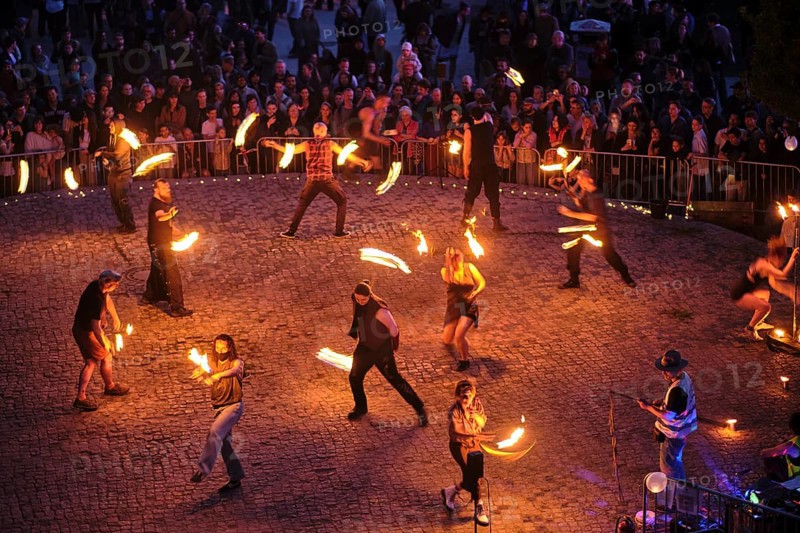 Germany, Berlin, 30.04.2025, Peaceful Walpurgis in Mauerpark, amphitheatre, fire artists, fire artistry, Europe