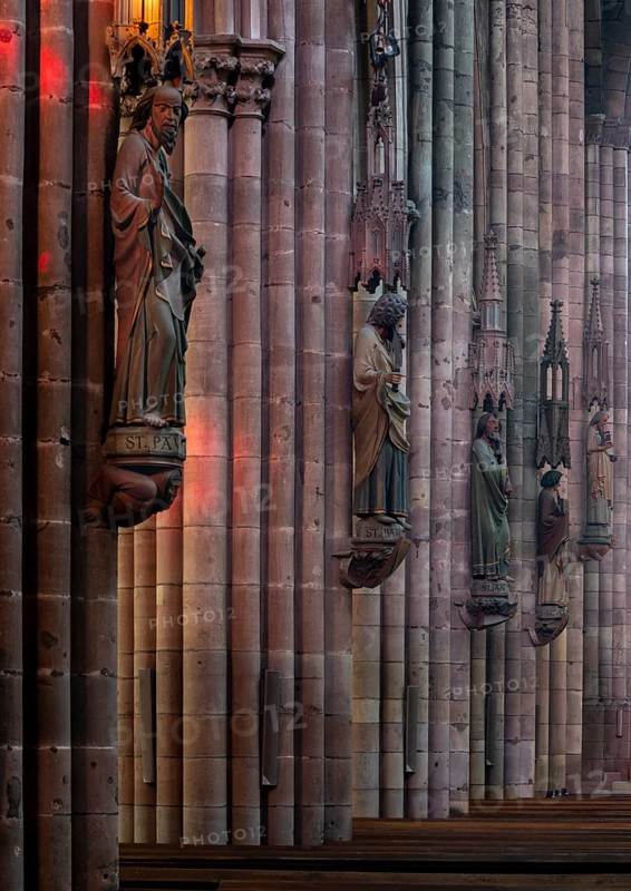 Freiburg im Breisgau, Cathedral of Our Lady, saint on the north side of the nave, view to the east