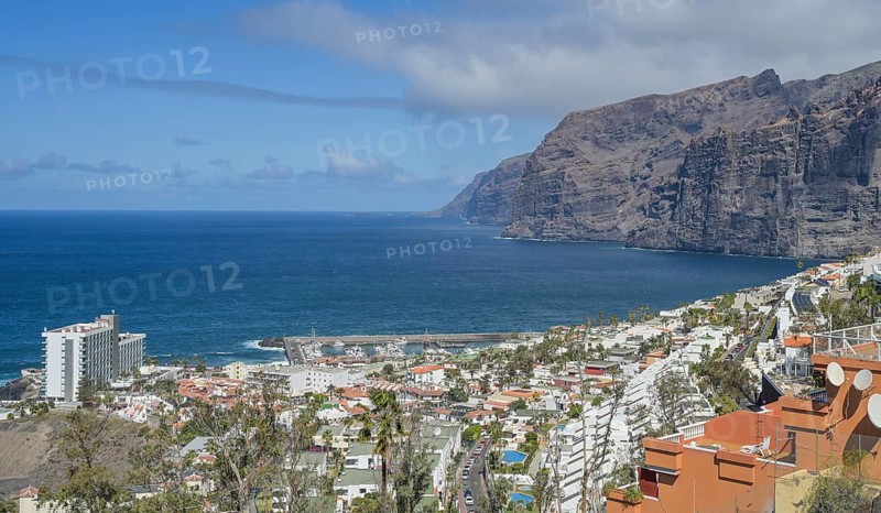 Atlantic Ocean, Hotels in Los Gigantes, Cliffs, Tenerife, Spain, Europe