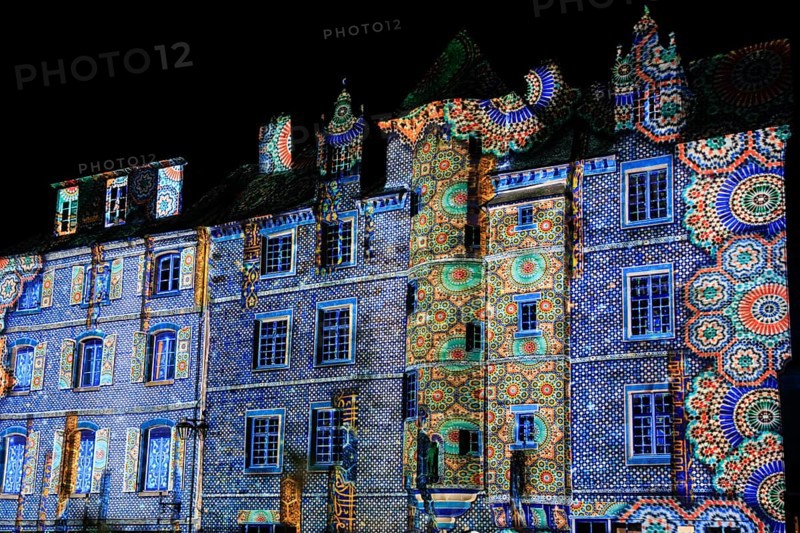 Projections on the façade of the Maison de la Duchesse Anne, light show at the turn of the year in the old town centre of Landerneau, Finistere Penn-ar-Bed department, Bretagne Breizh region, France, Europe