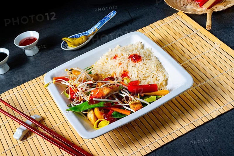 Roasted sweet and sour chicken with vegetables