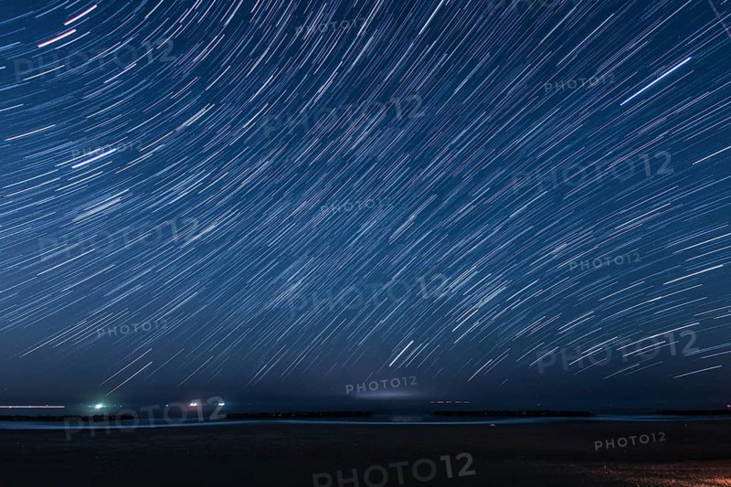 60 minutes of the star of the trajectory (Sendai Arahama Coast). Shooting Location: Sendai, Miyagi Prefecture