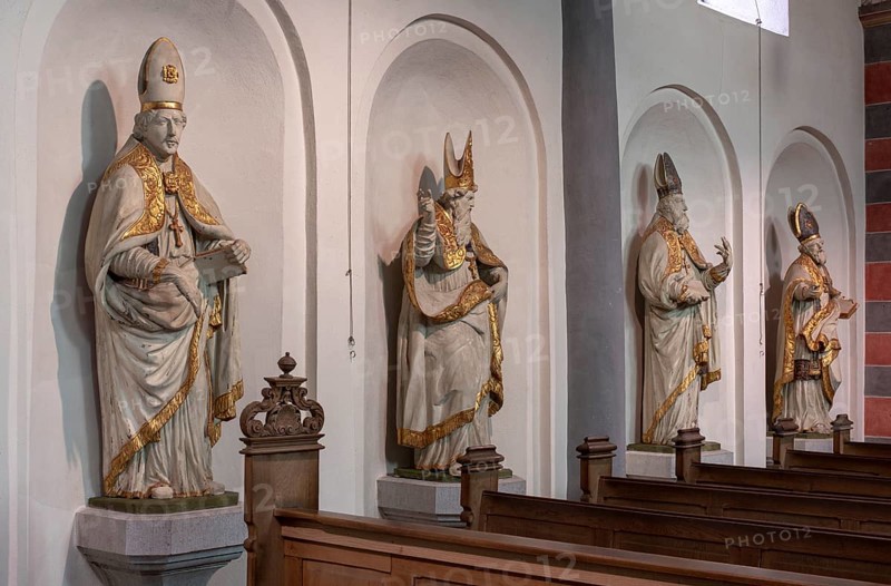 Brauweiler near Pulheim, St Nicholas Abbey Church, bishops in the south aisle