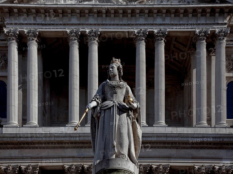 Sculpture by Francis Bird 1712, copy 1886 by Richard Belt, St., Sankt, Saint