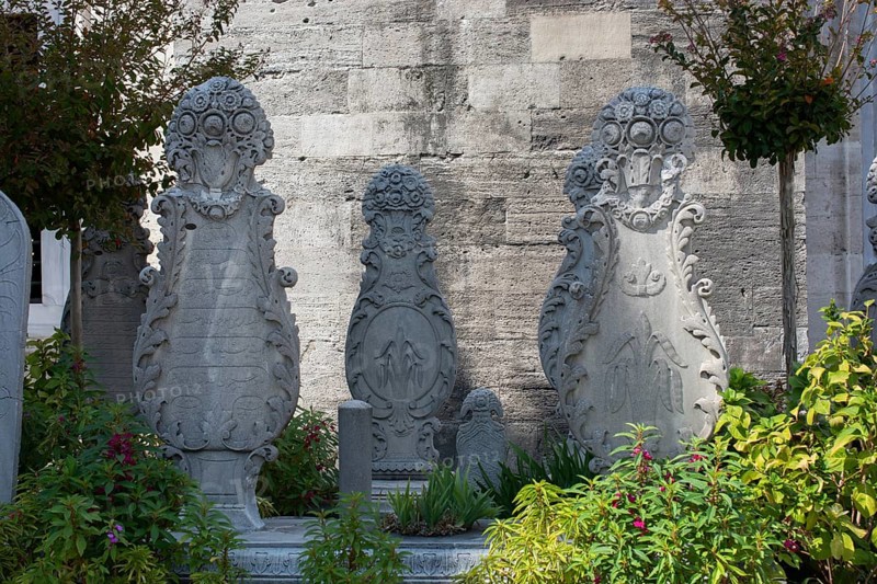 Ottoman style decorative art in marble tomb in cemetery