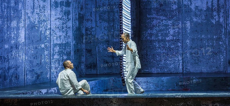 ?dipe by George Enescu (Komische Oper, Berlin) . Tragédie lyrique in four acts and six scenes (1936) Poetry by Edmond Fleg after Sophocles. Press performance on 26 August 2021. ?dipe: Leigh Melrose Tirésias: Jens Larsen Créon: Joachim Goltz Le grand prêtre: Vazgen Gazaryan Le veilleur: Shavleg Armasi Le berger: Johannes Dunz Laios, father of ?dipe: Christoph Späth Jokaste, mother of ?dipe: Karolina Gumos La Sphinge: Katarina Bradi? Antigone: Mirka Wagner Mérope: Susan Zarrabi