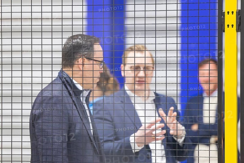 JT Energy Systems is the largest production centre for lithium-ion batteries in the intralogistics industry. On an area of 42, 000 m², lithium-ion batteries are produced and reconditioned to the highest quality standards using modern production technologies. Christoph Remmel (right) from JT Energy Systems, Freiberg, Saxony, Germany, Europe
