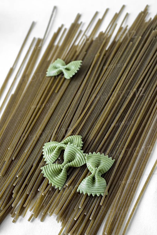 Pasta: Spinach spaghetti and farfalle