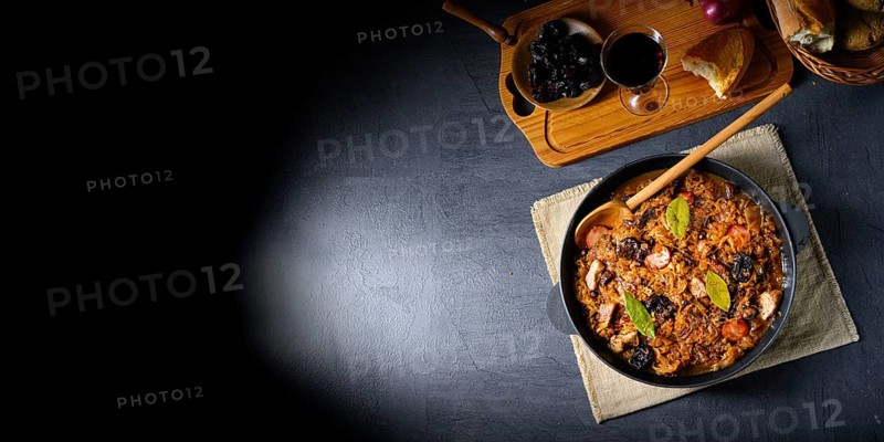A real Polish 'bigos' based on an old recipe with dried plums and wine