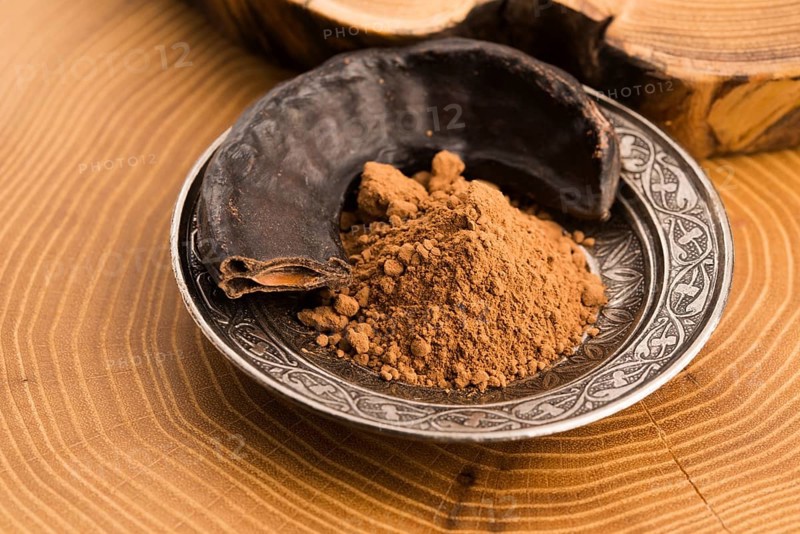 Carob pods and carob powder