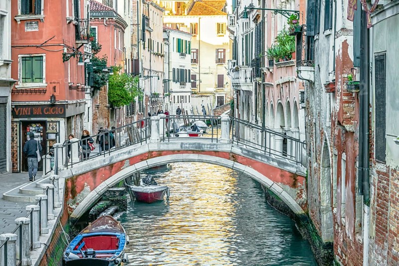 Rio di San Felice in the Cannaregio district of Venice, Italy, Europe