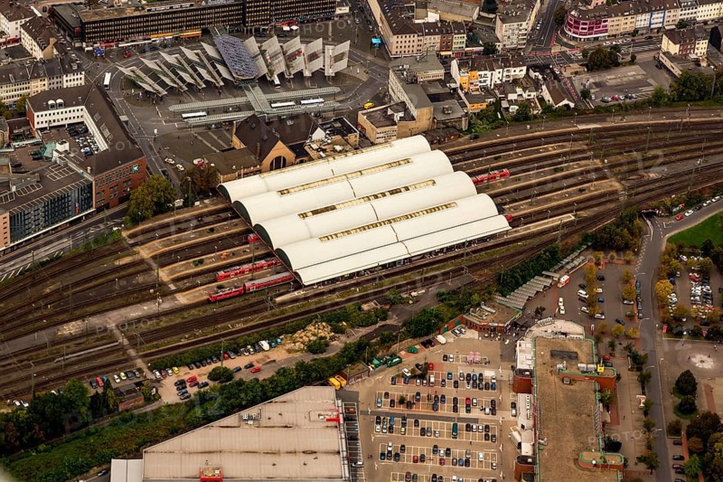 Mönchengladbach, North Rhine-Westphalia, main railway station with Europaplatz, bus station