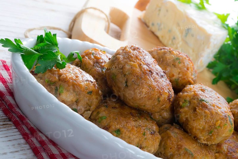 Rissole with mould cheese and parsley